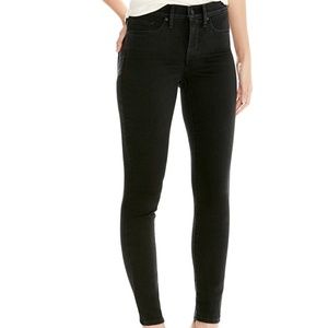 Levi's 311 Shaping Skinny Jean - Soft Blac…